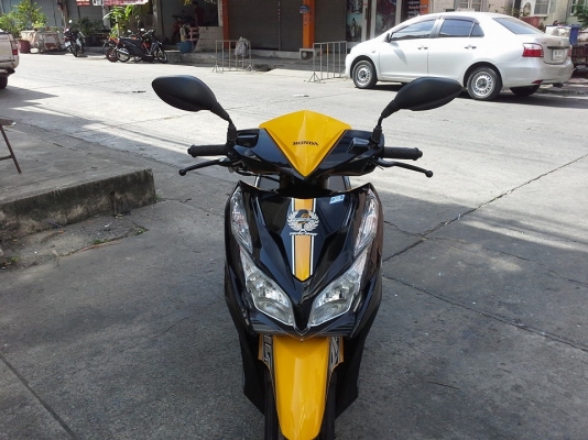 Click 125i ปี 2014 คอมบายเบรค วิ่ง 400 กม. รถไม่ถึง 2 เดือน สภาพเทพๆ น้องๆป้ายแดง เอกสารจำนำครบ ภาษี พรบ.เต็