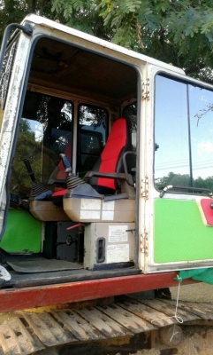 ขายโคมัสสุ pc200-5 แปดแสนสาม ครับ