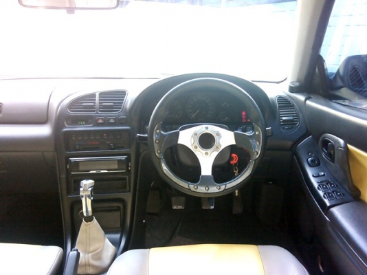 ด่วน..Sport Carมาสด้าแลนติสปี1995เครื่องเกียร์ธรรมดาสมบูรณ์สีขาวสวยช่วงล่างดีแอร์หนาวแม็ก17&quot;(พร้อมขับส่ง)