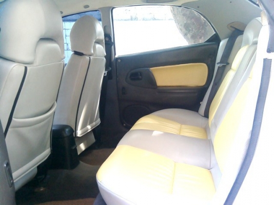 ด่วน..Sport Carมาสด้าแลนติสปี1995เครื่องเกียร์ธรรมดาสมบูรณ์สีขาวสวยช่วงล่างดีแอร์หนาวแม็ก17&quot;(พร้อมขับส่ง)