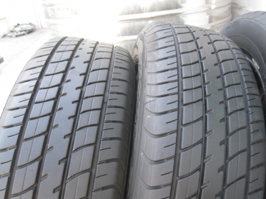 ขายยาง dunlop sp sport 2030 185/60r15 ยางผลิตสัปดาห์ที่ 23 ปี2013  vios, yaris, city, jazz ใส่ได้ครับ สนใจติดต่อเล็กคลองสามครับ 081-3747940