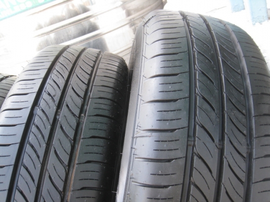 ขายยางป้ายแดง dunlop enasave ec300 185/60r15 ยางผลิตสัปดาห์ที่ 31 ปี2014 ตุ่มที่หน้ายางมีทุกเส้นครับ vios ,yaris , city, jazz ใส่ได้ครับ  สนใจติดต่อเล็กคลองสามครับ 081-3747940