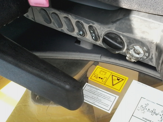 ขายด่วนครับ แม็คโค KOMATSU 200 รุ่น 8 ใช้งานมา 3150 ชั่วโมง รถสวยครับ พร้อมใช้งาน ครับ เจ้านาย