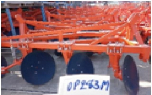 หางบุกเบิก ใหม่ ตราช้าง   3 จาน 28 นิ้ว และ หางพรวน 7 จาน 26 นิ้ว ราคาตัวละ 38000 บาท