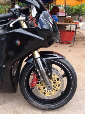 ธารนนทบุรี//ขาย HONDA CBR400 ปี89 เฟรมแต่งตัว1,000 สภาพสวยๆ ระบบเครื่องสมบูรณ์ ระบบไฟสมบูรณ์ออกทุกจุด ราคา 79,000 บาท ทะเบียนแท้