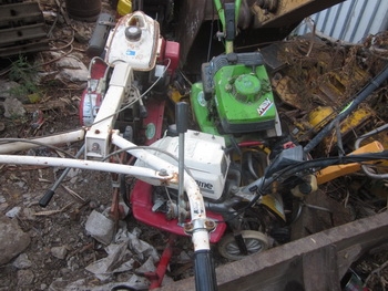 ขาย - รถไถ เครื่องพรวนดิน ขนาดลเ็ก เหมาะกับร่อง สวน นา ไร่ มือสองญี่ปุ่น HONDA: F310 ราคาตัวละ 7,500 - 8,500 บาท ขาย - รถไถ เครื่องพรวนดิน ขนาดลเ็ก เหมาะกับร่อง สวน นา ไร่ มือสองญี่ปุ่น HONDA: F310 ราคาตัวละ 7,500 - 8,500 บาท