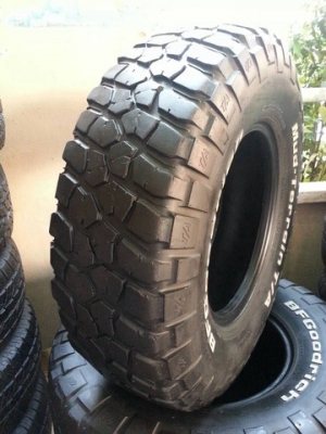 ขายยาง  BF MUD km2  265 75 16  มี 3 เส้น
