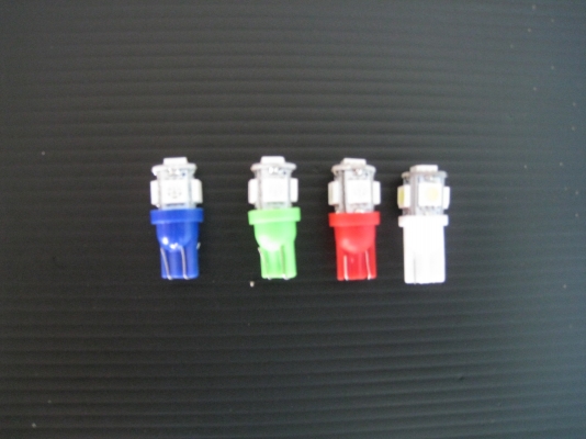 ตุ๊กตามิชิลินขนาด 8 นิ้ว  พร้อมหมวก ไฟLED ราคาพิเศษครับ ส่งได้ทั่วประเทศ