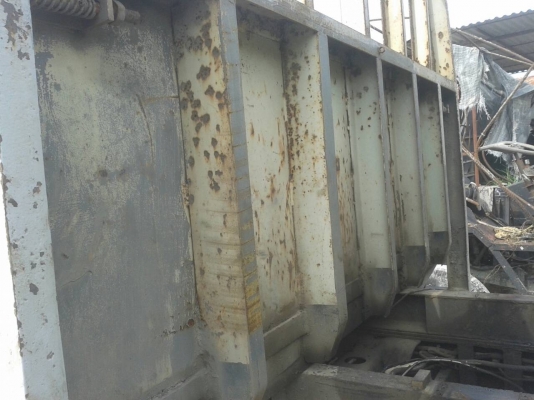 รถบรรทุก 6 ล้อ ยี่ห้อ HINO FF พื้นเรียบ