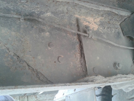 รถบรรทุก 6 ล้อ ยี่ห้อ HINO FF พื้นเรียบ