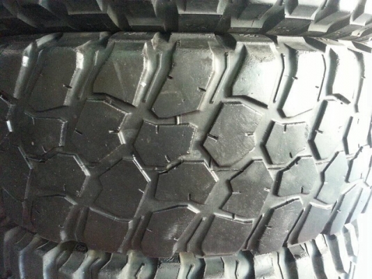 ขายยาง BF MUD km2 315 75 16 มีคู่เดียว ขายยาง BF MUD km2 315 75 16 มีคู่เดียว