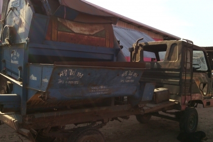 ขายรถนวดข้าว 5 ฟุตครึ่งเกษตรพัฒนาสิงเปลือยจัใโบ้รถสี่ล้อหัว904เหล็กรางหน้า5"เครื่องอีซูซุ74แรง ขายรถนวดข้าว 5 ฟุตครึ่งเกษตรพัฒนาสิงเปลือยจัใโบ้รถสี่ล้อหัว904เหล็กรางหน้า5"เครื่องอีซูซุ74แรง