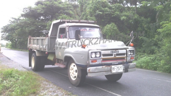 รถบรรทุกหน้ายาว   ISUZU  เครื่อง  6BD1   165 แรงม้า..สามารถดูสภาพรถและทดลองขับพร้อมต่อรองราคาได้อีกที่ศูนย์พักรถ truck2hand จังหวัดสระบุรี
