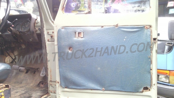 รถบรรทุกหน้ายาว   ISUZU  เครื่อง  6BD1   165 แรงม้า..สามารถดูสภาพรถและทดลองขับพร้อมต่อรองราคาได้อีกที่ศูนย์พักรถ truck2hand จังหวัดสระบุรี