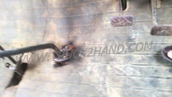 รถบรรทุกหน้ายาว   ISUZU  เครื่อง  6BD1   165 แรงม้า..สามารถดูสภาพรถและทดลองขับพร้อมต่อรองราคาได้อีกที่ศูนย์พักรถ truck2hand จังหวัดสระบุรี