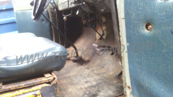 รถบรรทุกหน้ายาว   ISUZU  เครื่อง  6BD1   165 แรงม้า..สามารถดูสภาพรถและทดลองขับพร้อมต่อรองราคาได้อีกที่ศูนย์พักรถ truck2hand จังหวัดสระบุรี