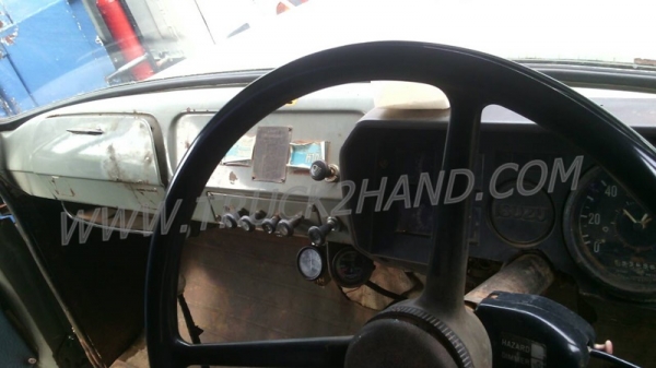 รถบรรทุกหน้ายาว   ISUZU  เครื่อง  6BD1   165 แรงม้า..สามารถดูสภาพรถและทดลองขับพร้อมต่อรองราคาได้อีกที่ศูนย์พักรถ truck2hand จังหวัดสระบุรี