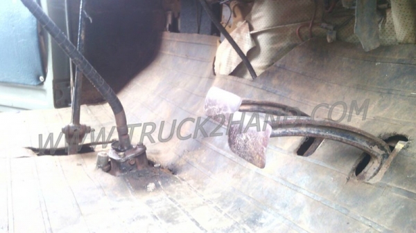 รถบรรทุกหน้ายาว   ISUZU  เครื่อง  6BD1   165 แรงม้า..สามารถดูสภาพรถและทดลองขับพร้อมต่อรองราคาได้อีกที่ศูนย์พักรถ truck2hand จังหวัดสระบุรี