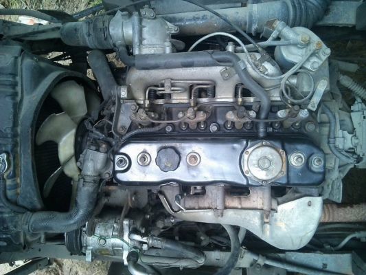 ขาย npr115  ช่วงล่างใหญ่ พื้นเรียบสวยๆแอร์เย็นพร้อมใช้งาน