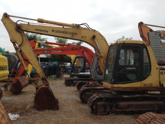 KOMATSU PC120-6  เก่านอก เอวแน่น ปั็มแรง สภาพพร้อมใช้ สุดๆเอาไปแบ่งกันใช้ได้เลยครับ   น้องร็อค จัดหั้ย สนใจโทร สอบถามได้ 081-8535656