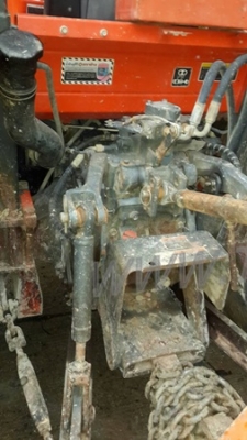 รถไถ  คูโบต้ารุ่น M704   2 เพลา  4,202  ชั่วโมง