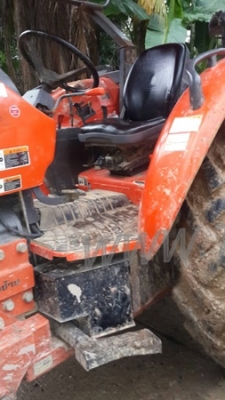 รถไถ  คูโบต้ารุ่น M704   2 เพลา  4,202  ชั่วโมง