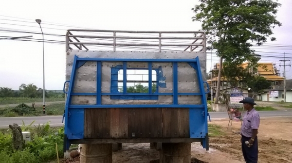 ขายกระบะ ยกลงจากตัวnkr115 ยาว4.5 เมตรกว้าง2.1 เมตร ขายกระบะ ยกลงจากตัวnkr115 ยาว4.5 เมตรกว้าง2.1 เมตร