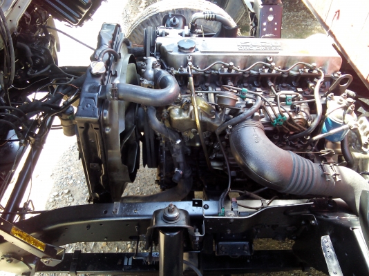 6 ล้อกลาง  ISUZU  NPR66PX5-T  120  แรงม้า  * ยาว 5.00 ม. *  รถสวยเดิม+สวยจริง   * พร้อมใช้งาน *  รถห้างแท้  *  มีเล่มพร้อมโอน *