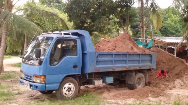 ขาย6ล้อดั้ม nkr135แรงปี45 สวยๆพร้อมใช้แอร์เย็นๆเล่มพร้อมโอน ขาย6ล้อดั้ม nkr135แรงปี45 สวยๆพร้อมใช้แอร์เย็นๆเล่มพร้อมโอน