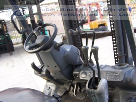 ขาย รถโฟล์คลิฟท์ KOMATSU รุ่น FD30C-16