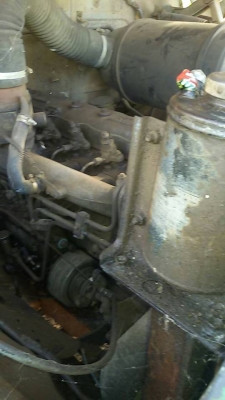 รถบรรทุกน้ำ 6 ล้อ รถบรรทุกน้ำ 6 ล้อ