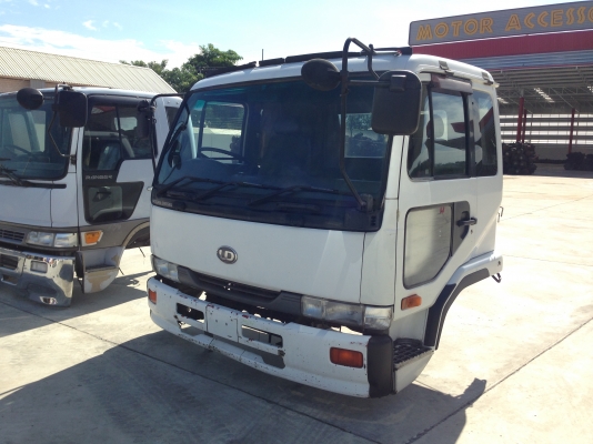 หัวเก๋ง NISSAN คอนดอร์ หัวใหญ่ 3ใบปัด  พร้อมใช้งานครับ