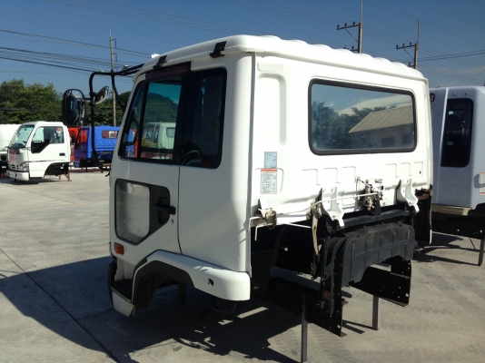 หัวเก๋ง NISSAN คอนดอร์ หัวใหญ่ 3ใบปัด  พร้อมใช้งานครับ