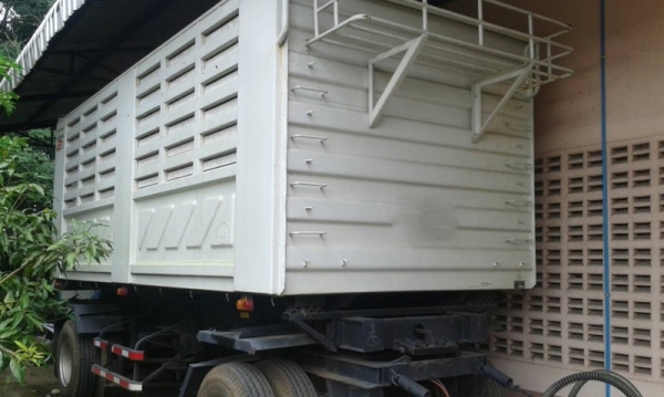 ขายหางพ่วง สามมิต. 2 เพลา. ปี 54  สนใจติดต่อ 081 - 6079515