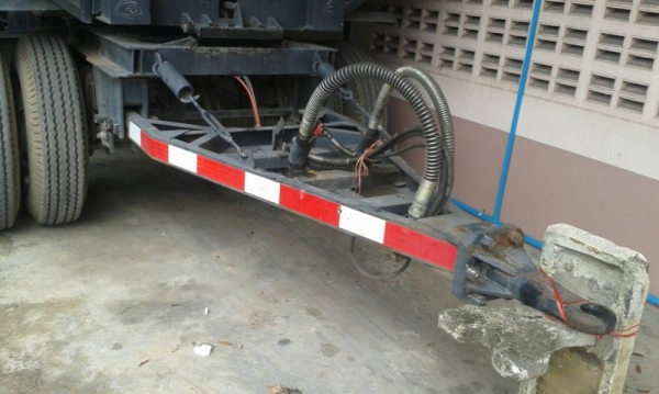 ขายหางพ่วง สามมิต. 2 เพลา. ปี 54  สนใจติดต่อ 081 - 6079515