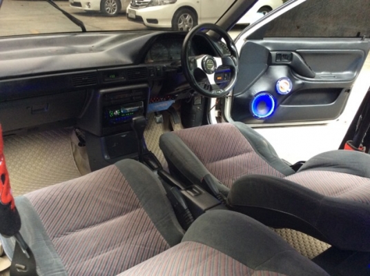 ขายรถมาสด้า323 ปี94 เครื่อง 1.6 เกียร์ออโต้ ติดแก๊ส LPG เพาเวอร์ ไฟฟ้าทั้งคัน เครื่องเสียงชุดใหญ่ เปิดดังลั่น แอร์เย็นฉ่ำ ตัวถังเดิม สีเต็ม แม็กสปาโก้15&quot; ยางใหม่ๆ4เส้น รถขับดี พร้อมใช้  เครื่องเสียง+แม็กยางใหม่ ก็คุ้มแล้วครับ ภาษีปี58