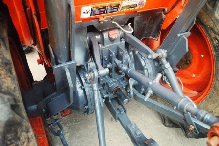 ขายรถไถ Kubota L 4708 (4WD) พร้อมดันหน้าและผานพรวนตราช้าง เครื่องแน่นๆ ขายรถไถ Kubota L 4708 (4WD) พร้อมดันหน้าและผานพรวนตราช้าง เครื่องแน่นๆ