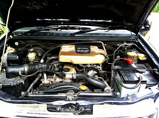 ขาย!! Isuzu D-max 4 ประตู 4WD ตัว Top ปี 04 ขาย!! Isuzu D-max 4 ประตู 4WD ตัว Top ปี 04