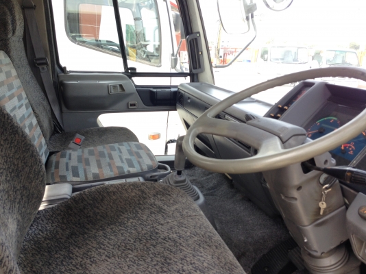 หัวเก๋ง HINO ไฮเทค พร้อมใช้งานครับ หัวเก๋ง HINO ไฮเทค พร้อมใช้งานครับ