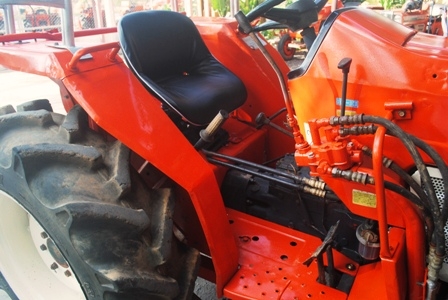 ขายรถไถ Kubota L 3502 (4WD) รถ2เพลา 35แรง พร้อมดันหน้า ขายรถไถ Kubota L 3502 (4WD) รถ2เพลา 35แรง พร้อมดันหน้า