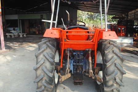 ขายรถไถ Kubota L 3502 (4WD) รถ2เพลา 35แรง พร้อมดันหน้า