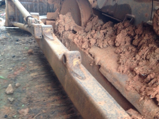 ขายแทรกเตอร์ CATERPILLAR D4D รถพร้อมใช้งาน สนใจโทร.081-970-1072