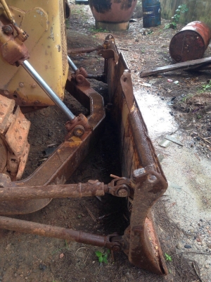 ขายแทรกเตอร์ CATERPILLAR D4D รถพร้อมใช้งาน สนใจโทร.081-970-1072