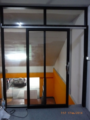 ประตูกระจกเลื่อน รางบน ประตูกระจกเลื่อน รางบน