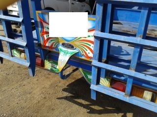 ขายรถตู้ท้ายลาด ยี่ห้อ FORD สวย ๆ เต็ม ๆ สักคันครับ