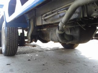 ขายรถตู้ท้ายลาด ยี่ห้อ FORD สวย ๆ เต็ม ๆ สักคันครับ