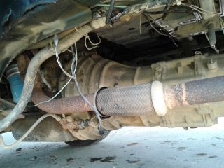 ขายรถตู้ท้ายลาด ยี่ห้อ FORD สวย ๆ เต็ม ๆ สักคันครับ