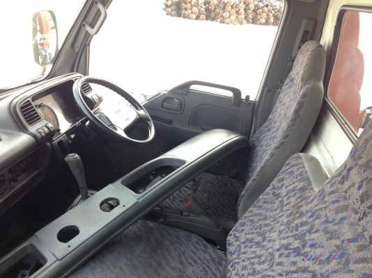 หัวเก๋ง ISUZU NKR การ์ตูน สวยพร้อมใช้งานครับ