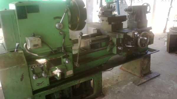 เครื่องกลึง 6 ฟุต หนัก 2 เพลา เกียร์บล็อก พร้อมใช้งาน เหมาะสำหรับงานหนัก 98,000