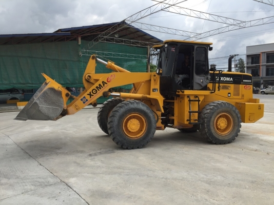 รถตักจีนยูโร3XG932 /// รถสวยมาก 4800ชม.พร้อมใช้ สภาพดีมาก..สภาพยังใหม่ มีเล่มพร้อม...